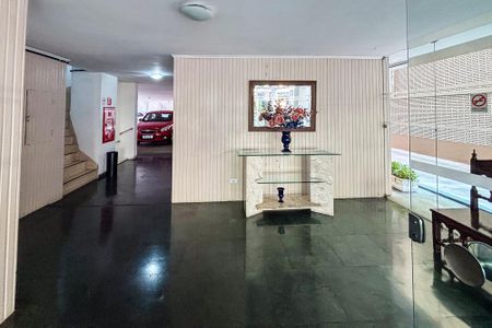 Apartamento à venda com 75m², 2 quartos e 1 vagahall de entrada