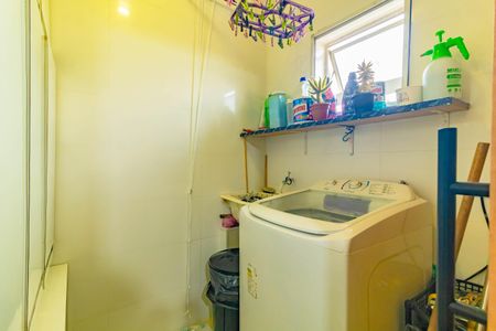 Apartamento à venda com 65m², 2 quartos e 1 vagaÁrea de serviço