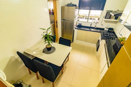 Apartamento à venda com 65m², 2 quartos e 1 vagaCozinha