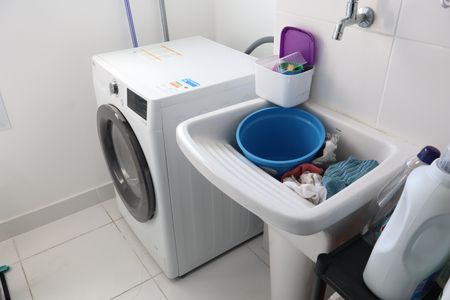 Apartamento para alugar com 77m², 2 quartos e 1 vagaÁrea de Serviço