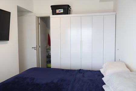 Apartamento para alugar com 77m², 2 quartos e 1 vagaSuíte 
