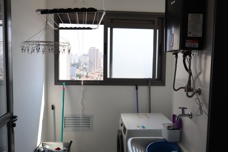 Apartamento para alugar com 77m², 2 quartos e 1 vagaÁrea de Serviço