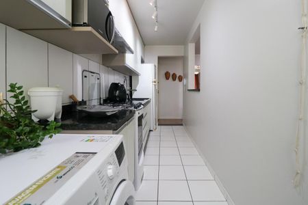 Apartamento para alugar com 49m², 2 quartos e 1 vaga Apartamento para alugar com 49m², 2 quartos e 1 vagaCozinha e Área de Serviço