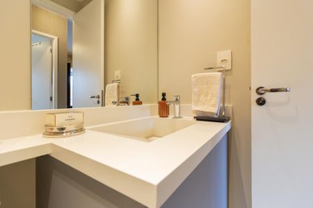 Apartamento à venda com 55m², 2 quartos e 1 vaga Apartamento à venda com 55m², 2 quartos e 1 vagaBanheiro