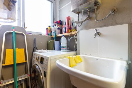 Apartamento à venda com 55m², 2 quartos e 1 vaga Apartamento à venda com 55m², 2 quartos e 1 vagaCozinha e Área de Serviço