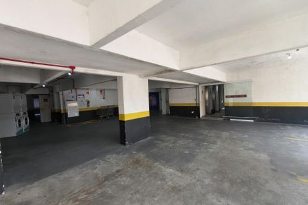 Apartamento para alugar com 45m², 1 quarto e 1 vaga Apartamento para alugar com 45m², 1 quarto e 1 vagaGaragem