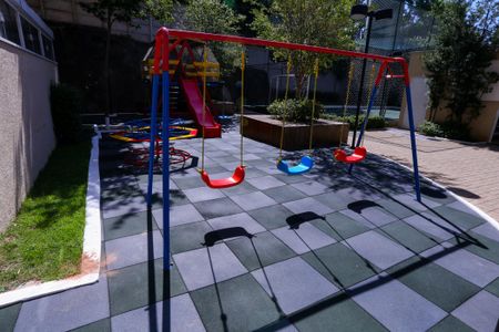 Apartamento à venda com 53m², 2 quartos e 1 vaga Apartamento à venda com 53m², 2 quartos e 1 vagaPlayground