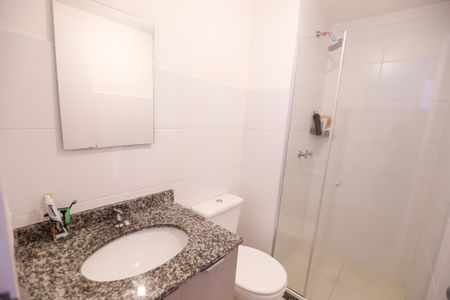Apartamento à venda com 53m², 2 quartos e 1 vaga Apartamento à venda com 53m², 2 quartos e 1 vagaBanheiro