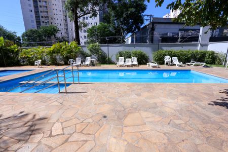 Apartamento à venda com 53m², 2 quartos e 1 vaga Apartamento à venda com 53m², 2 quartos e 1 vagaPiscina