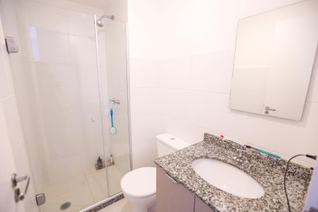 Apartamento à venda com 53m², 2 quartos e 1 vaga Apartamento à venda com 53m², 2 quartos e 1 vagaBanheiro da Suíte