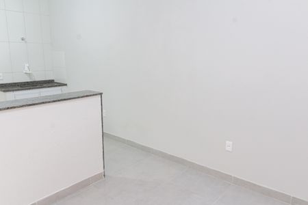 Casa para alugar com 1 quarto, 70m² em Campo Grande, Rio de Janeiro