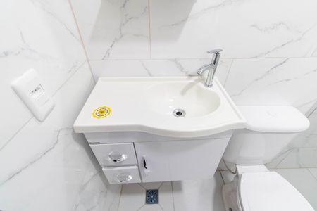 Casa para alugar com 60m², 1 quarto e sem vaga Casa para alugar com 60m², 1 quarto e sem vagaBanheiro