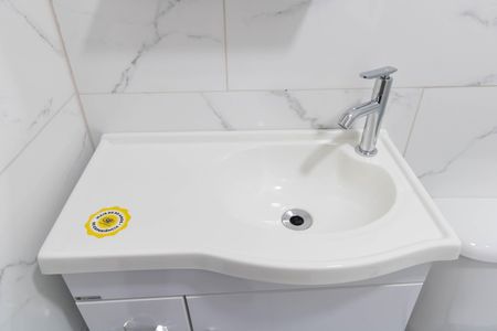 Casa para alugar com 60m², 1 quarto e sem vaga Casa para alugar com 60m², 1 quarto e sem vagaBanheiro