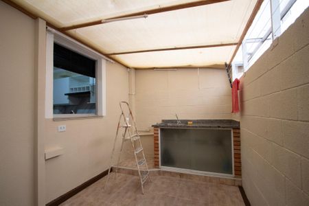 Apartamento para alugar com 70m², 2 quartos e 1 vaga