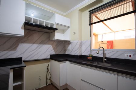 Apartamento para alugar com 70m², 2 quartos e 1 vaga