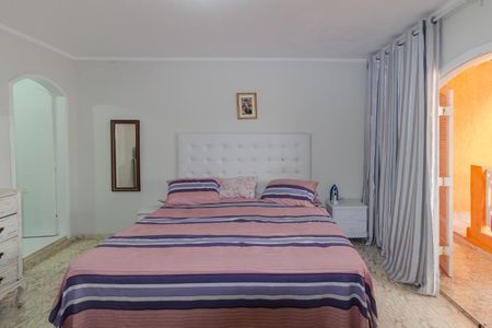 Casa à venda com 157m², 3 quartos e 2 vagasQuarto 3 - Suíte