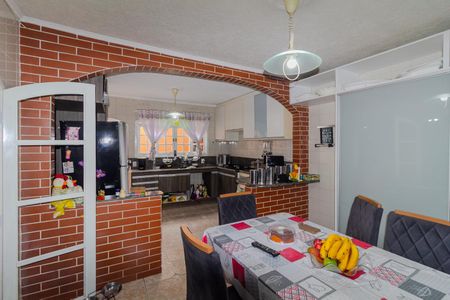 Casa à venda com 157m², 3 quartos e 2 vagasCozinha