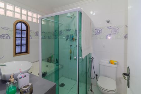 Casa à venda com 157m², 3 quartos e 2 vagasBanheiro da Suíte