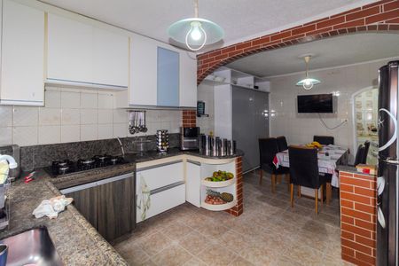 Casa à venda com 157m², 3 quartos e 2 vagasCozinha