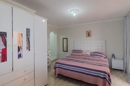 Casa à venda com 157m², 3 quartos e 2 vagasQuarto 3 - Suíte