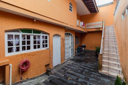 Casa à venda com 157m², 3 quartos e 2 vagasGaragem