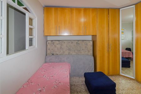 Casa à venda com 157m², 3 quartos e 2 vagasQuarto 1