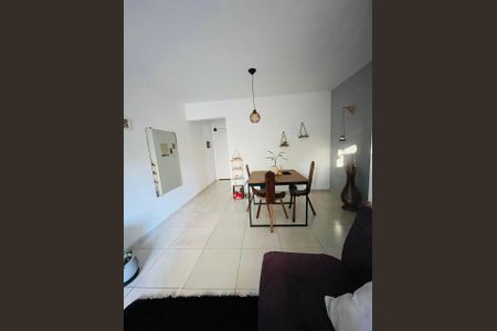 Sala de apartamento à venda com 3 quartos, 67m² em Jardim Jaqueline, São Paulo