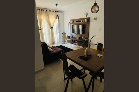 Sala de apartamento à venda com 3 quartos, 67m² em Jardim Jaqueline, São Paulo