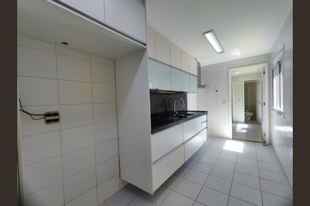 Apartamento à venda com 170m², 4 quartos e 2 vagasCozinha