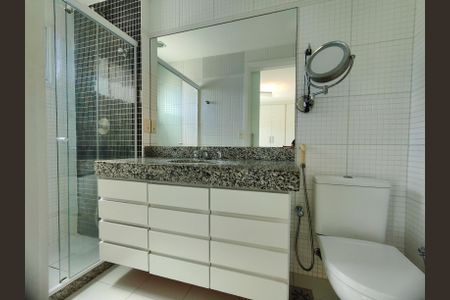 Apartamento à venda com 170m², 4 quartos e 2 vagasBanheiro da Suíte 2