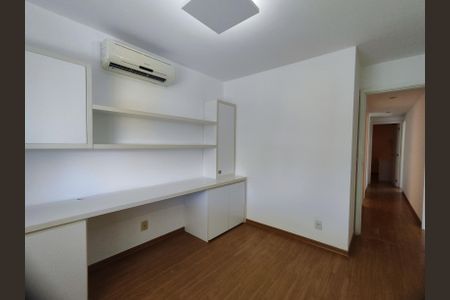 Apartamento à venda com 170m², 4 quartos e 2 vagasQuarto 1