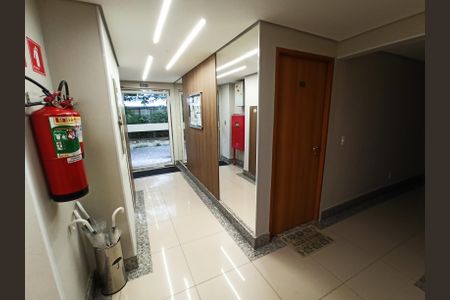 Apartamento à venda com 44m², 2 quartos e 1 vagaHall de entrada