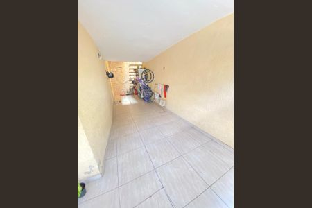 Casa à venda com 114m², 3 quartos e 2 vagas