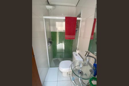 Casa à venda com 114m², 3 quartos e 2 vagas