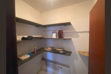 Casa para alugar com 360m², 2 quartos e 4 vagasDispensa