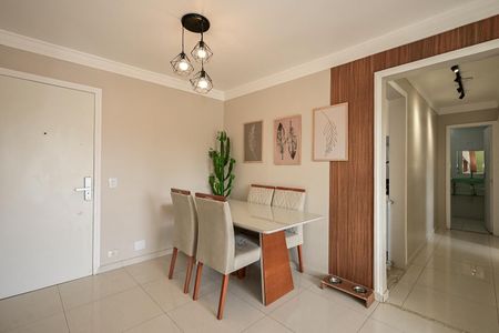 Apartamento à venda com 72m², 2 quartos e 1 vagaSala de Jantar