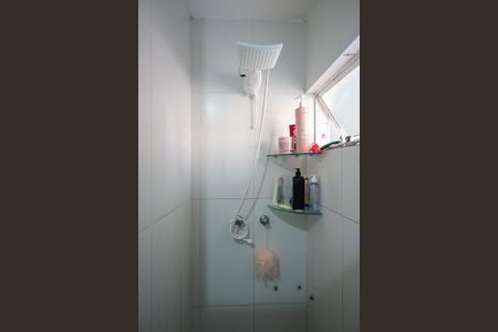 Apartamento à venda com 72m², 2 quartos e 1 vagaChuveiro do Banheiro 