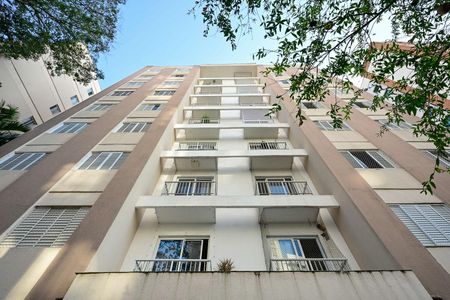 Apartamento à venda com 72m², 2 quartos e 1 vagaFachada