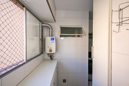 Apartamento à venda com 72m², 2 quartos e 1 vagaÁrea de Serviço 
