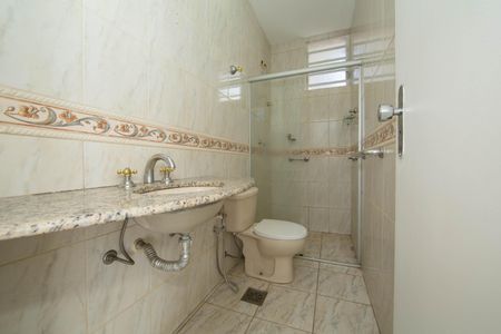 Casa para alugar com 265m², 5 quartos e 2 vagas Casa para alugar com 265m², 5 quartos e 2 vagasBANHEIRO2