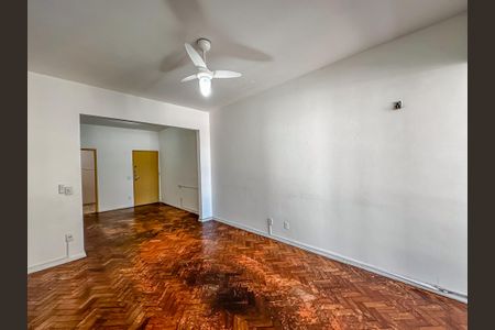 Apartamento à venda com 90m², 2 quartos e 1 vaga