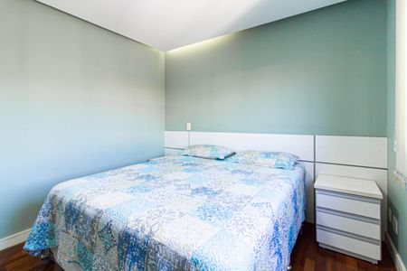 Apartamento para alugar com 126m², 3 quartos e 2 vagas Apartamento para alugar com 126m², 3 quartos e 2 vagasSuíte