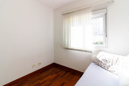 Apartamento para alugar com 126m², 3 quartos e 2 vagasQuarto 2