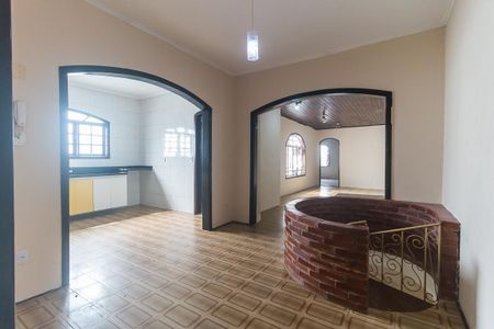 Casa para alugar com 300m², 4 quartos e 6 vagas Casa para alugar com 300m², 4 quartos e 6 vagasÁrea comum