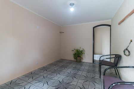 Casa para alugar com 300m², 4 quartos e 6 vagas Casa para alugar com 300m², 4 quartos e 6 vagasSala 1