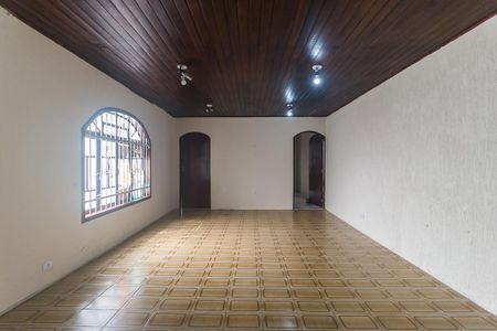 Casa para alugar com 300m², 4 quartos e 6 vagas Casa para alugar com 300m², 4 quartos e 6 vagasSala de Jantar