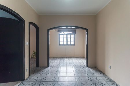 Casa para alugar com 300m², 4 quartos e 6 vagas Casa para alugar com 300m², 4 quartos e 6 vagasSala 2