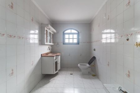 Casa para alugar com 300m², 4 quartos e 6 vagas Casa para alugar com 300m², 4 quartos e 6 vagasBanheiro da Suíte 1