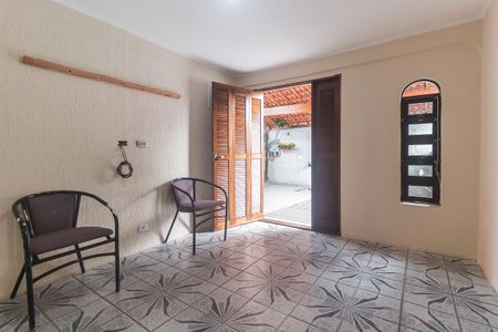 Casa para alugar com 300m², 4 quartos e 6 vagas Casa para alugar com 300m², 4 quartos e 6 vagasSala 1