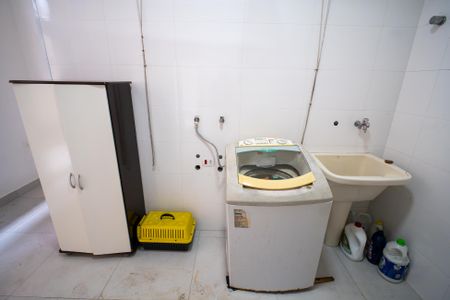 Casa à venda com 250m², 4 quartos e 2 vagasÁrea de Serviço